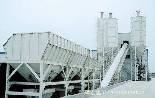 輝宏水穩(wěn)拌合站 輝宏水穩(wěn)拌合站